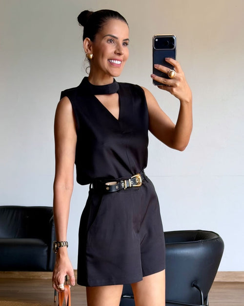 Conjunto Crepe Blusa com Gola e Shorts